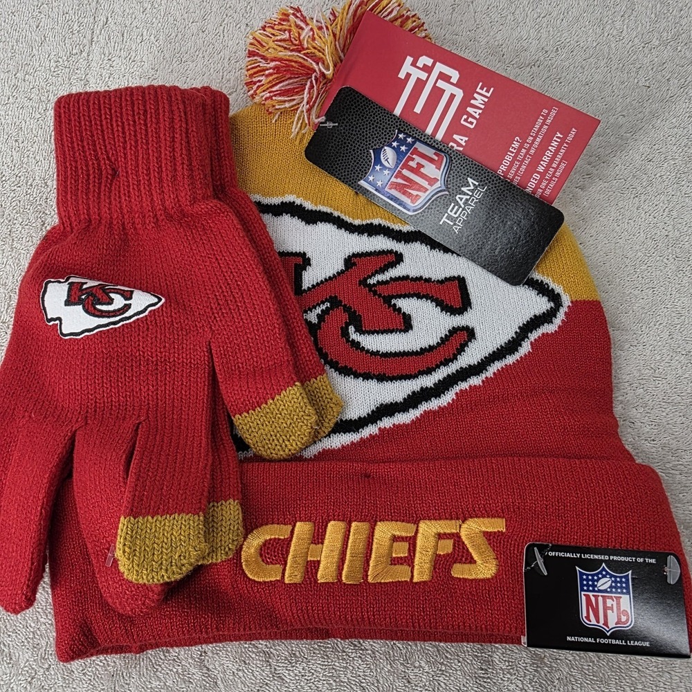 Ultra Game NFL Kansas City Chiefs Winter Beanie Knit Pom Hat with Gloves Set NEW